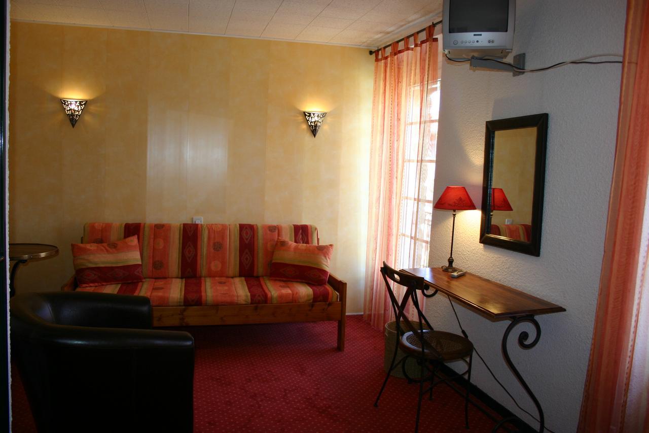 Hotel Le Ponant Pradelles Zewnętrze zdjęcie