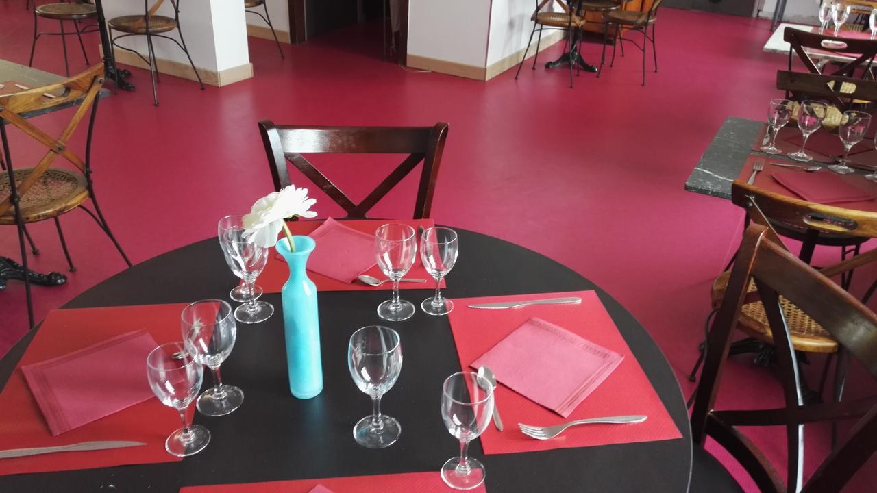 Hotel Le Ponant Pradelles Zewnętrze zdjęcie